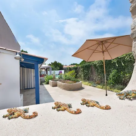 L'eglade * Grand-Village-Plage